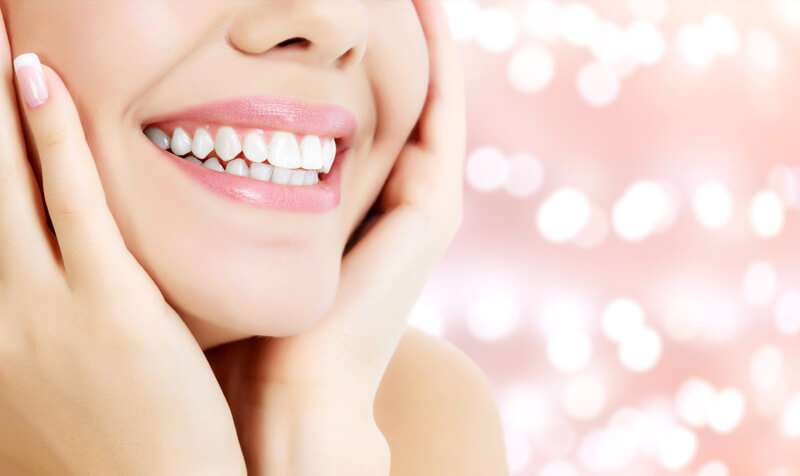 Tẩy trắng răng toàn diện Raya